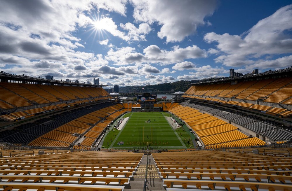 Acrisure Stadium Tours