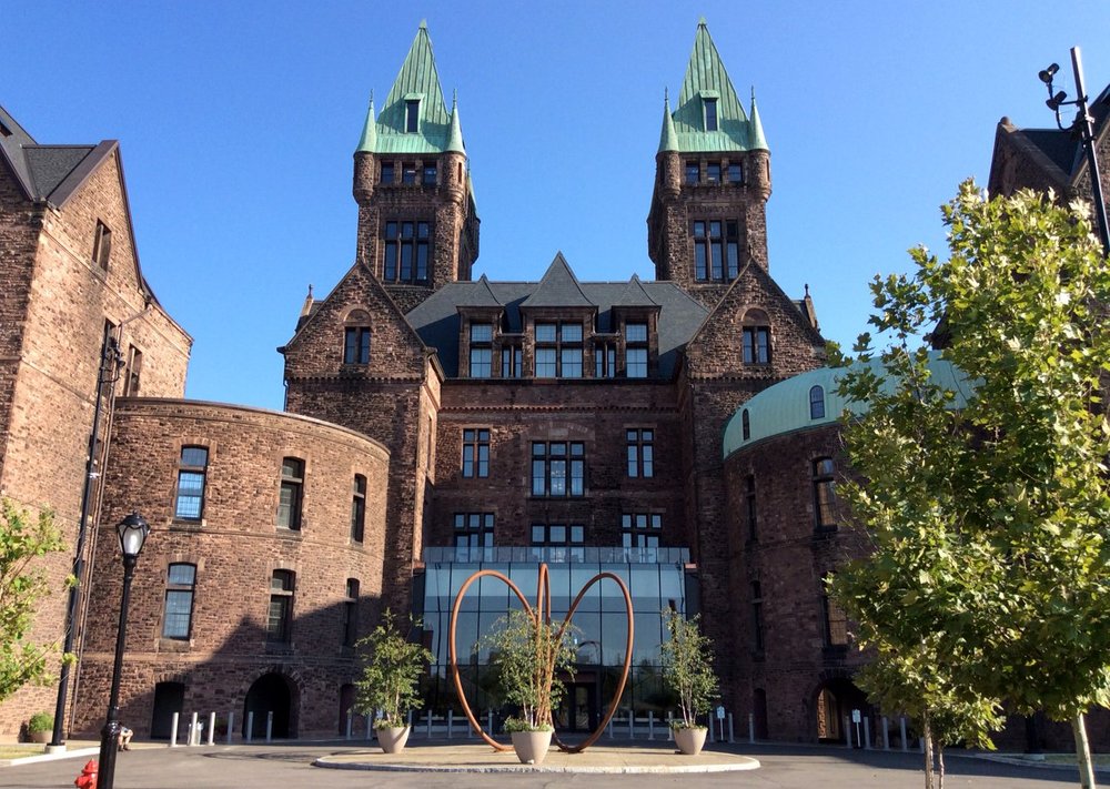 Elmwood Village: Buffalo's Hip Cultural Heart