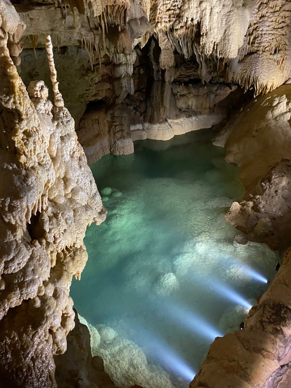 Natural Bridge Caverns