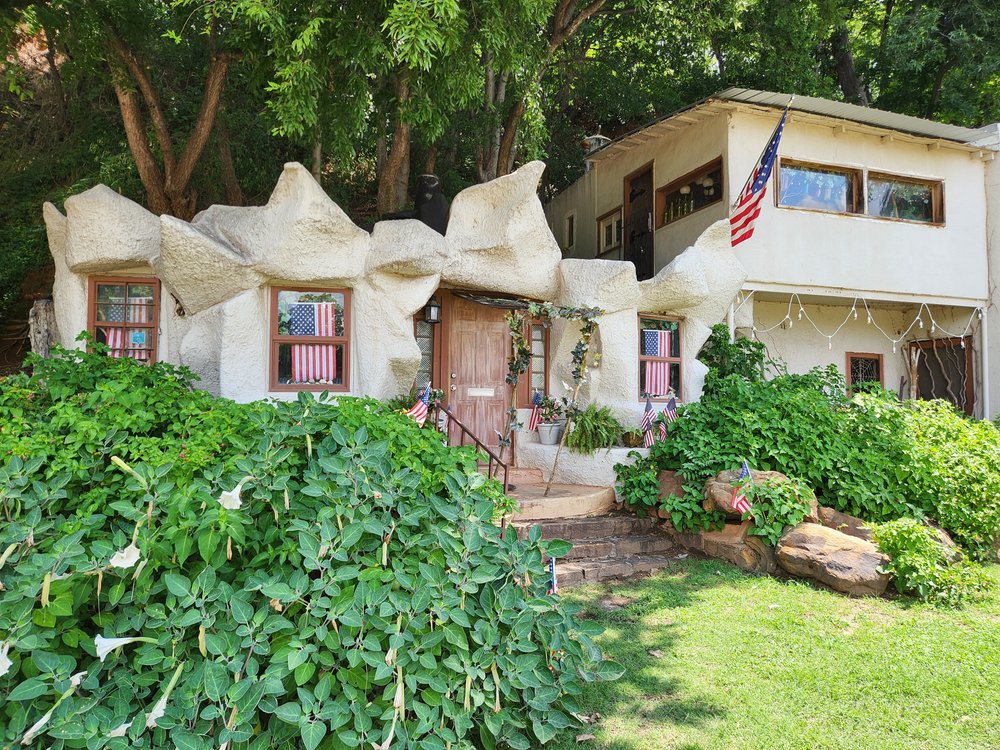 The Cave House: Tulsa's Quirkiest Underground Adventure