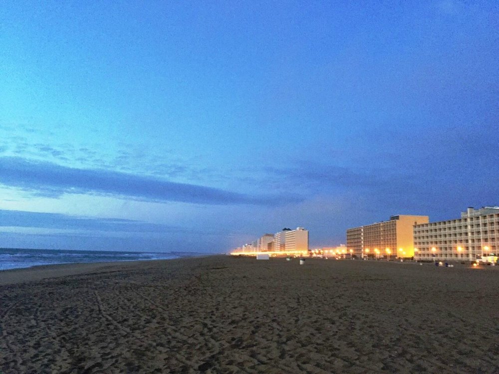 Virginia Beach Boardwalk: A Classic Coastal Experience