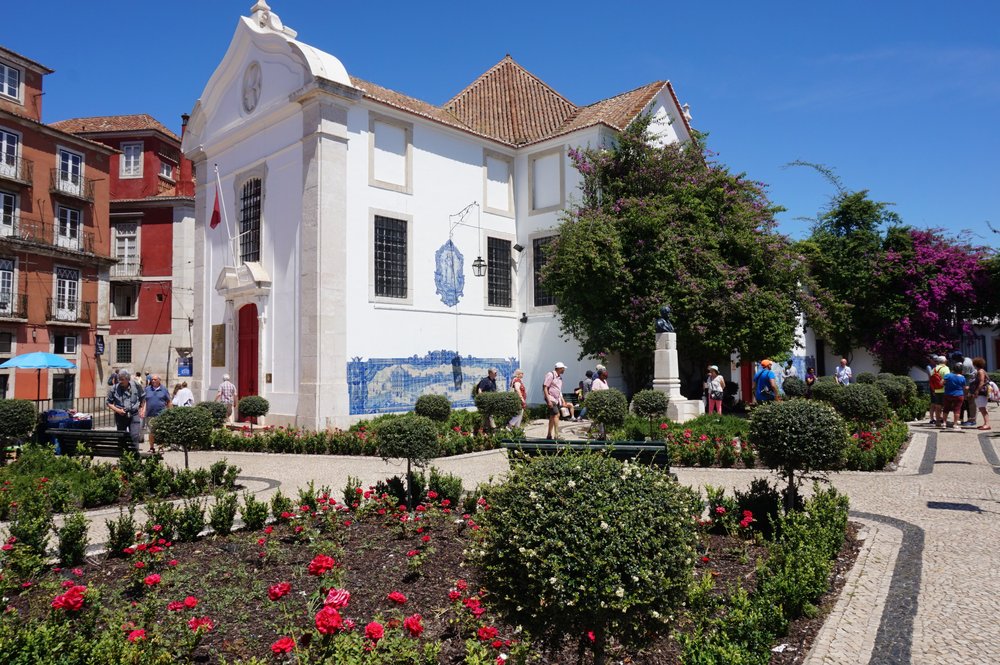 Alfama: Lisbon's Soul-Stirring Historic Quarter