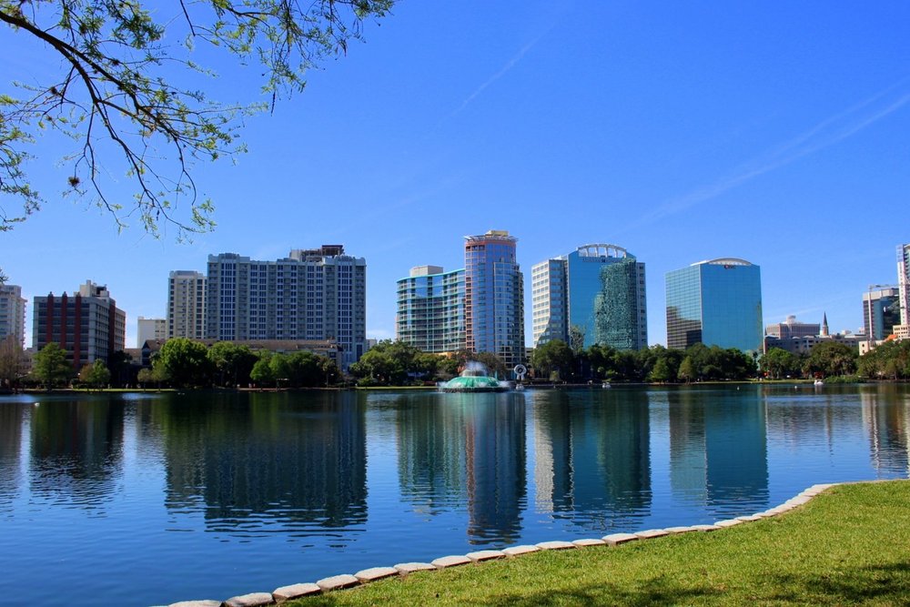 Lake Eola Park: Downtown Orlando's Urban Oasis