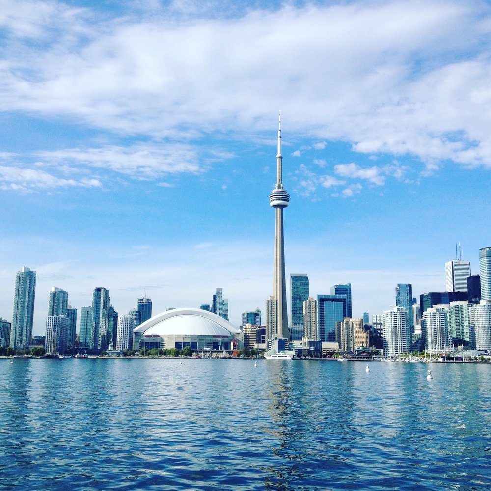 CN Tower: Toronto's Sky-High Icon