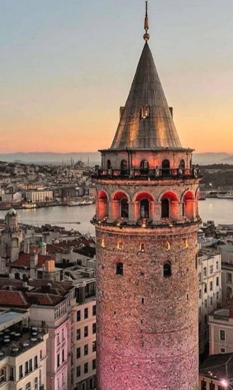 Galata Tower: Istanbul's Sky-High Medieval Marvel