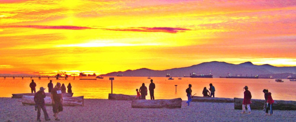 Kitsilano Beach: Vancouver's Golden Sand Paradise