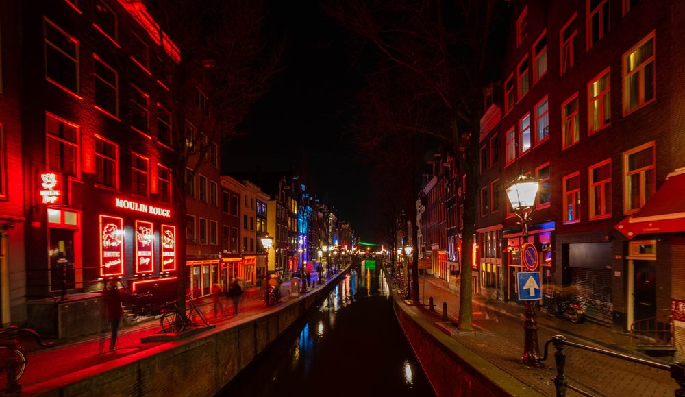 Red Light District - Amsterdam's Notorious Nightlife Hub