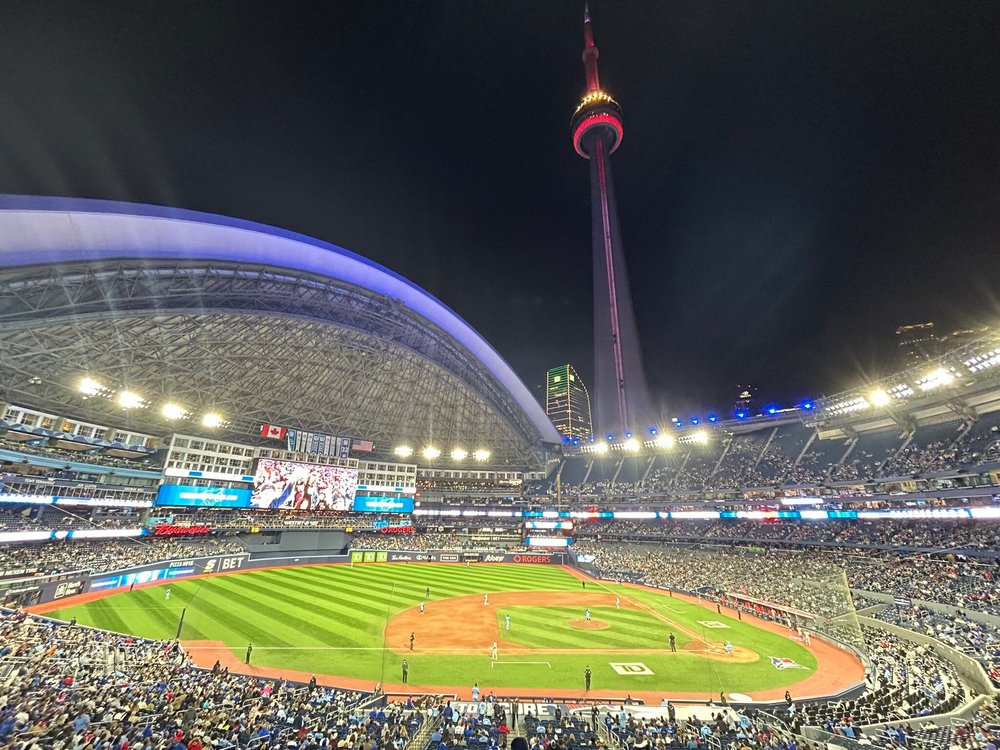 Rogers Centre: Toronto's Multi-Purpose Sports Marvel