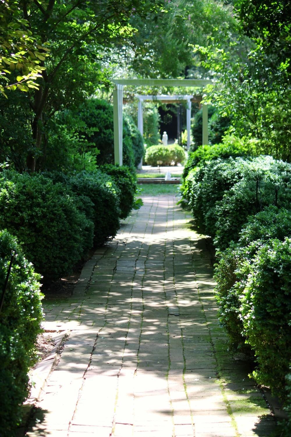 Wing Haven Garden & Bird Sanctuary